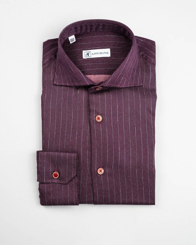 Camicia a Righe Rosse, Collo Francese