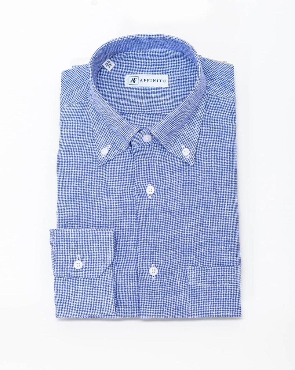 Camicia microfantasia quadrettata blu – collo button-down in lino