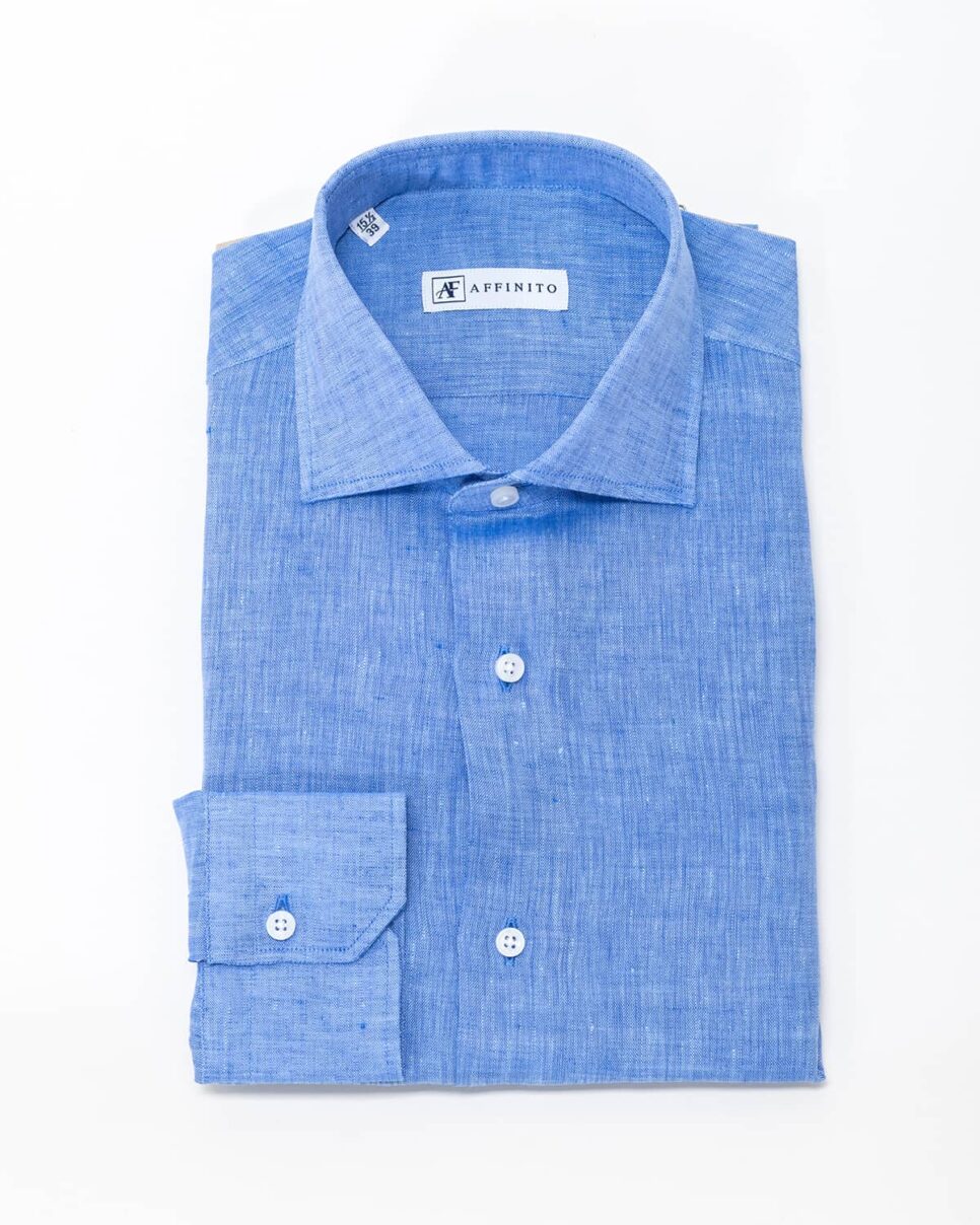 Camicia tinta unita azzurro medio – collo classico in lino